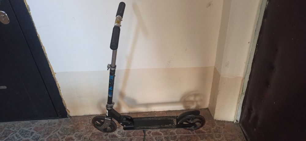 Детский самокат бу