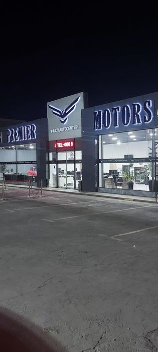Reklama Bukva Banner Laytboks Xammasi bor.