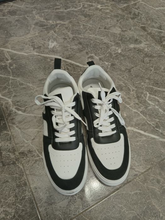 Vand pantofi sport Sinsay nr 42