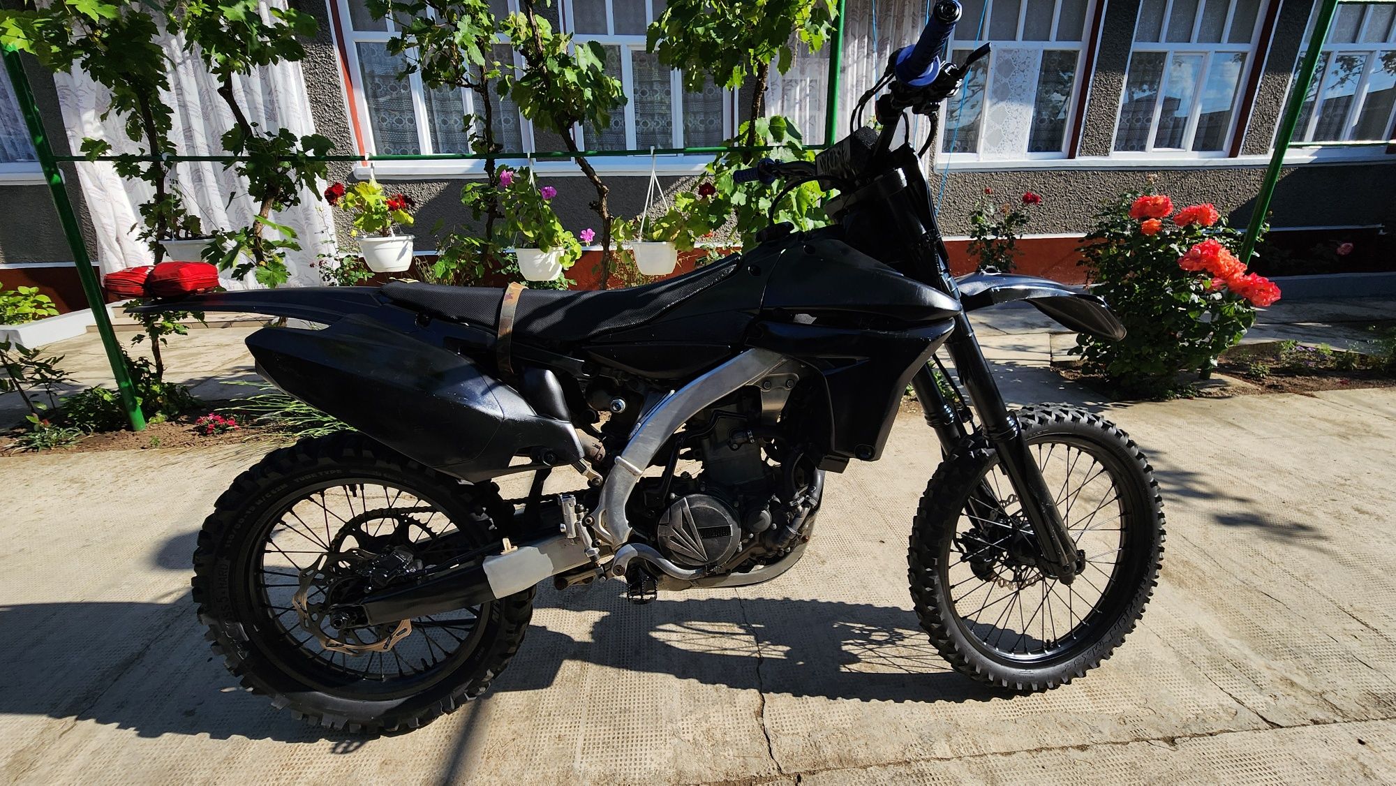 Yamaha YZF 450 2013 ( Nu Ktm Honda Kawasaki Husaberg )