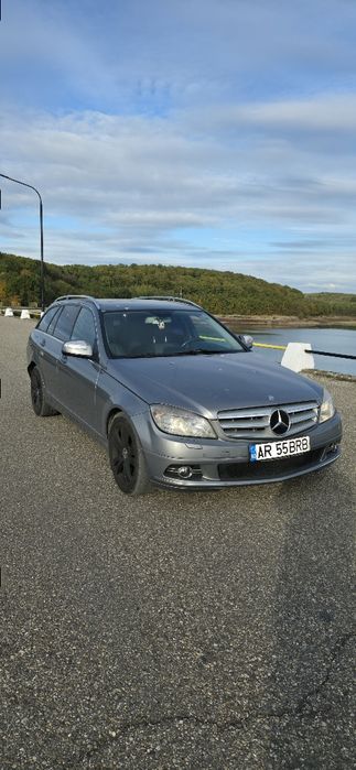 Mercedes Benz  C-klass