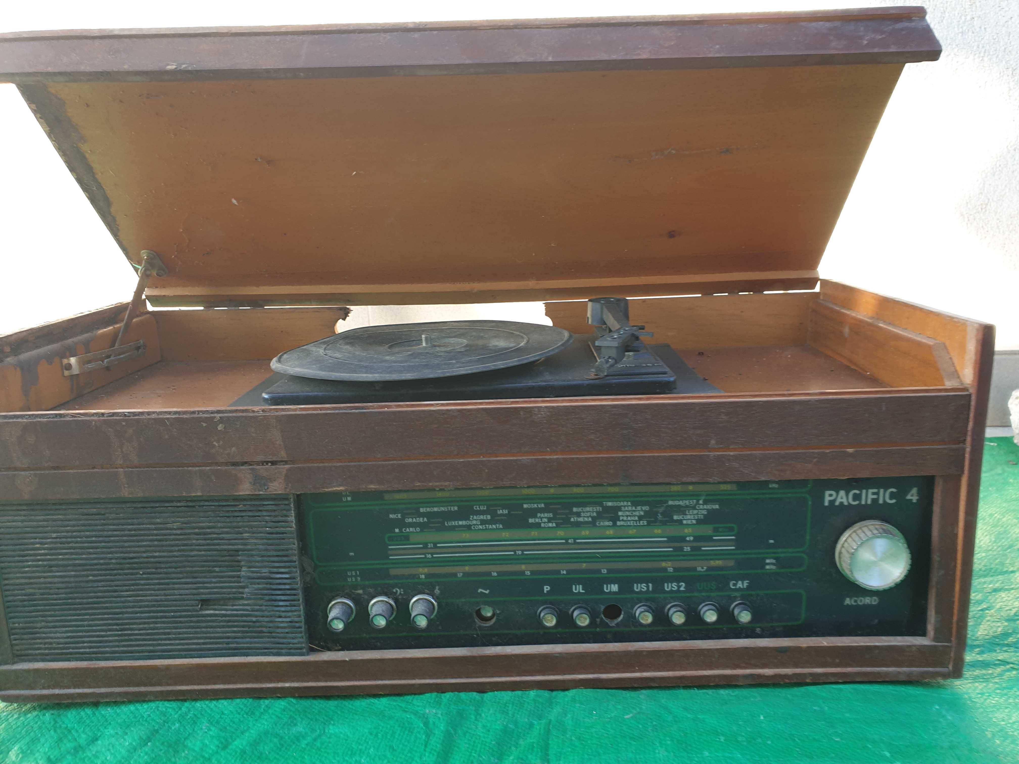Radio Pacific 4 model RST 7-78,fabricat Electronica; București in 1975