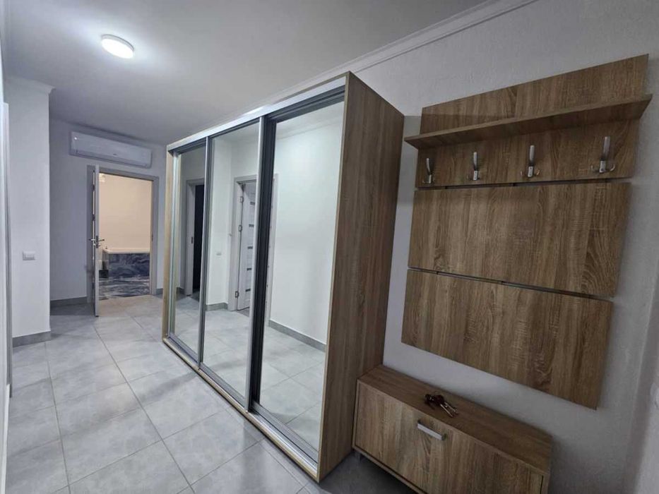 Дава се под наем Двустаен апартамент в София, Изгрев - 74 кв.м за 375 € - Снимка #2