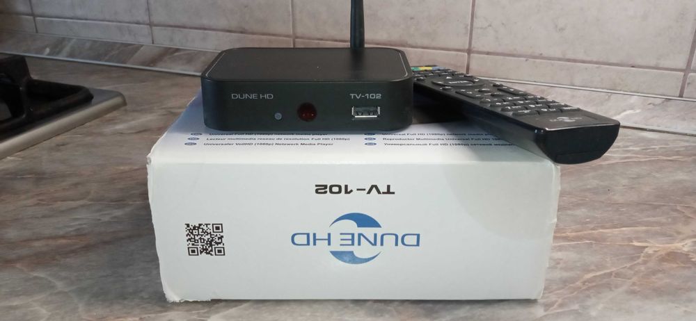 Dune HD TV-102 медиаплеер и медиаплеер Egreat R6S WIFI