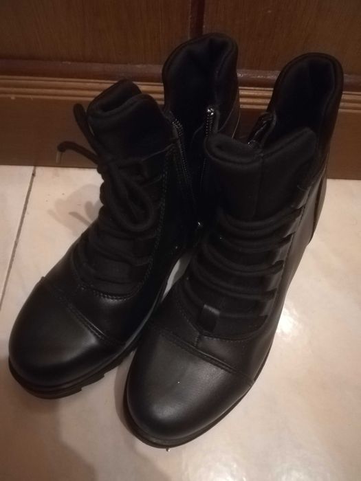 Дамски зимни боти