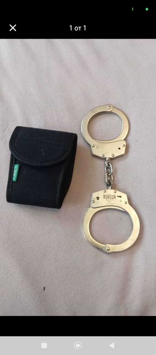 Полицейски Белезници с Кубур