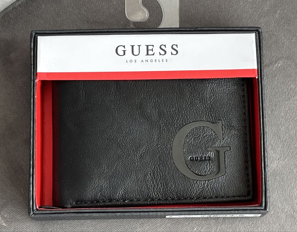 Portofel Guess, original, nou, in cutie