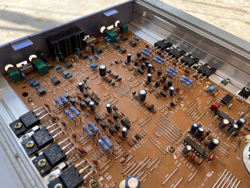 Pioneer усилитель old school 480w 4 канальный в хорошем состоянии