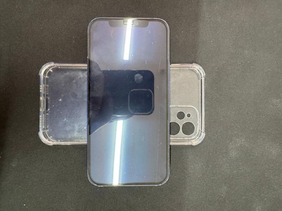 Айфон 12 сатылады, еш жері ауыспаған