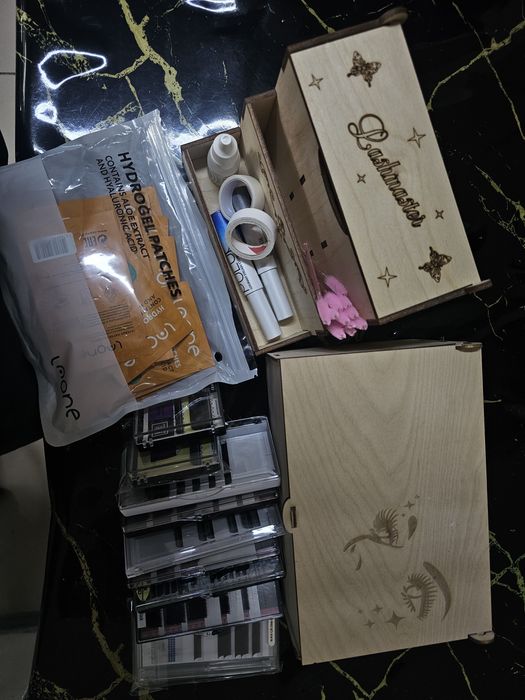 Продам все для наращивания ресниц