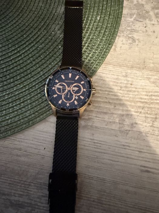 Продавам ОРИГИНАЛЕН часовник Квантум!!