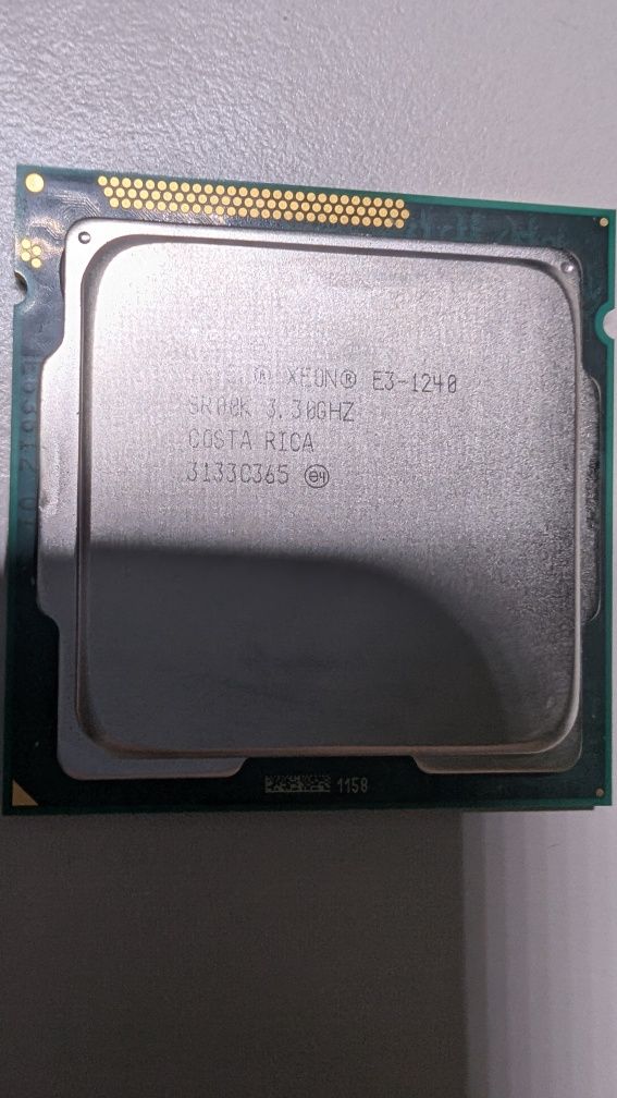 Intel xeon E3-1240