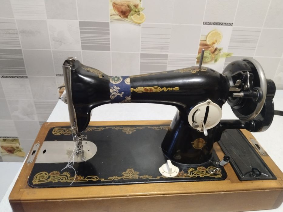 Продам ручную швейную машинку ПМЗ