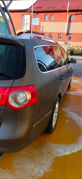 Vând sau Schimb Passat b6