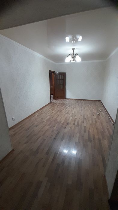 Продаётся 3 комнатная квартира в центре Ойдина