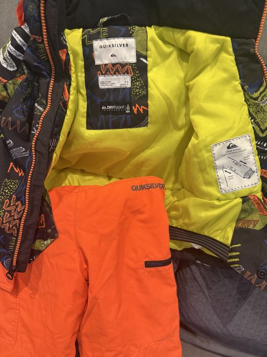 Детски ски екип Quiksilver за 2 години