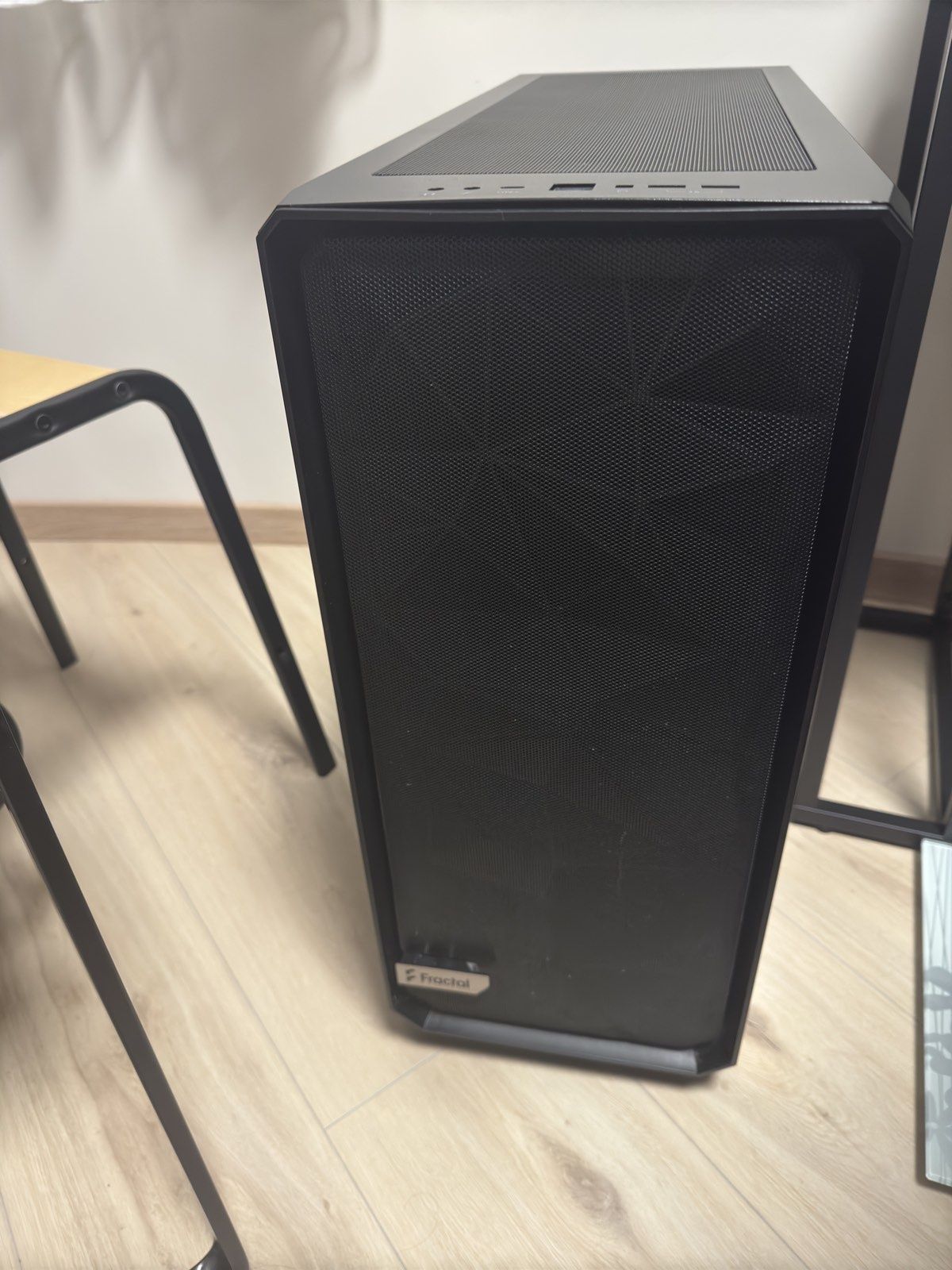 Ryzen 7 5800x3d - aorus x570 rlite - 32gb ram