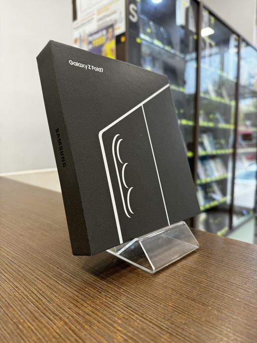 Samsung Z Fold 7 / 512GB / NOU / Nefolosit / Garantie 12 luni