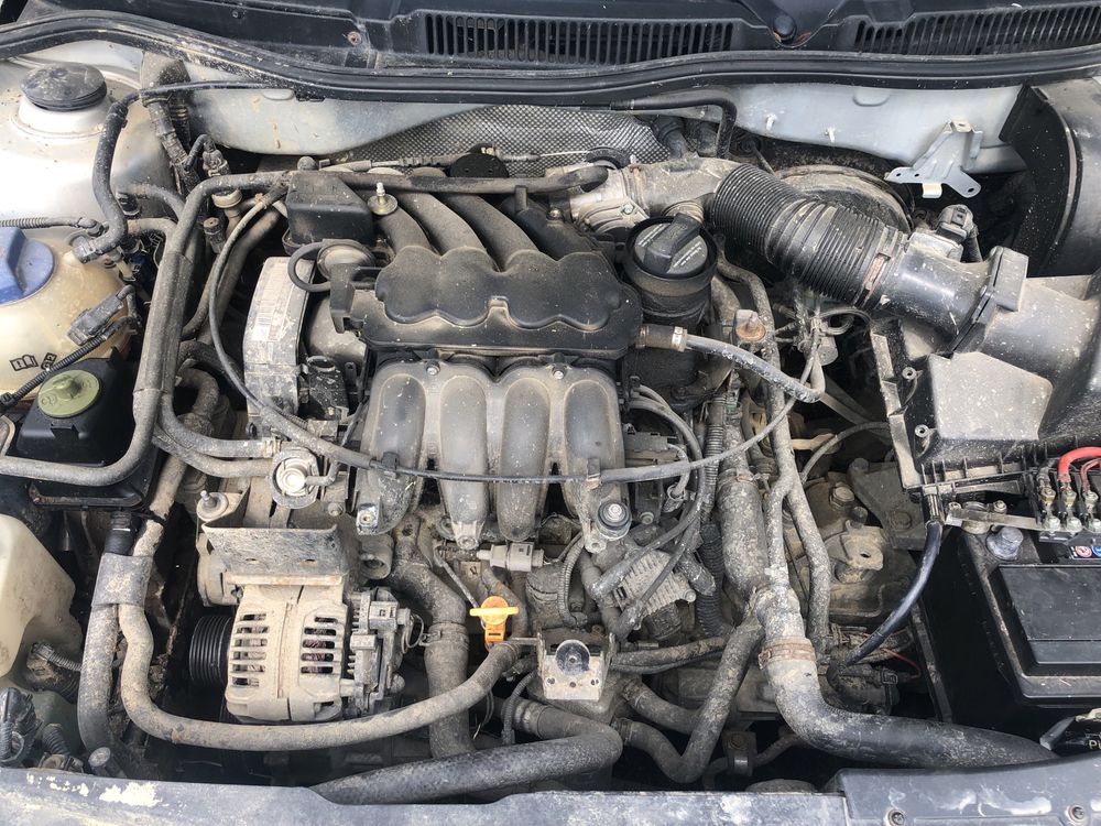 Motor Vw Golf 4 1.6 benzină  Cod Motor AKL