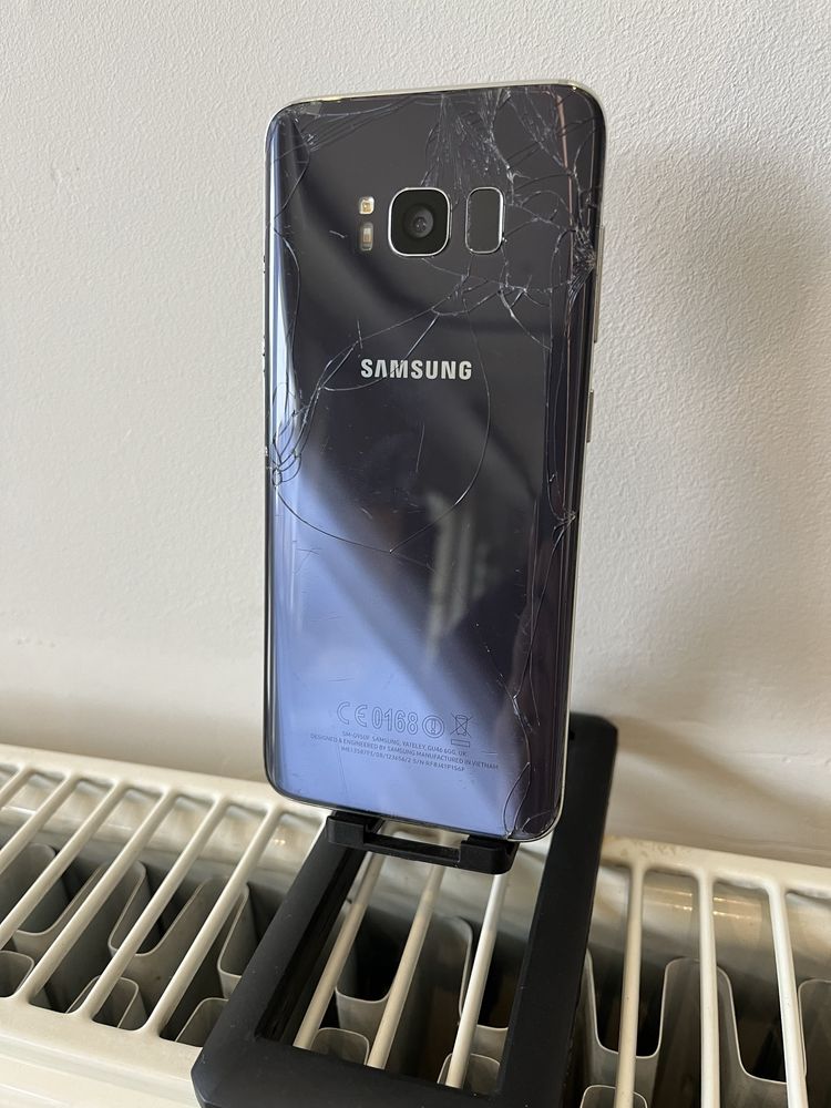 Samsung S8  64 GB fisurat burn