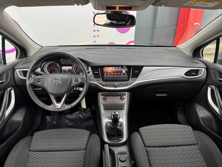 Opel Astra ,1.6 CDTI Ecotec ,Faruri Led