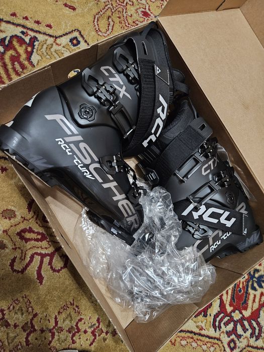 Ски обувки фишер рс 4 де кърв