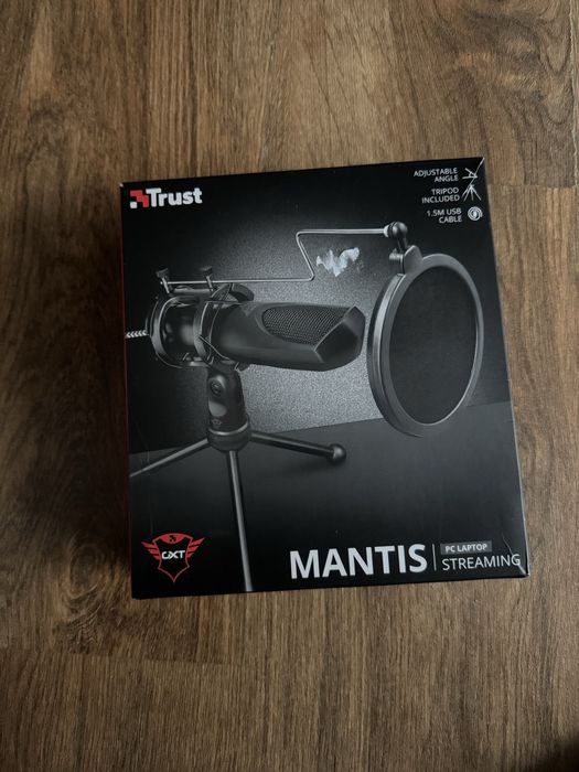 Микрофон Trust Mantis и стойка за микрофон