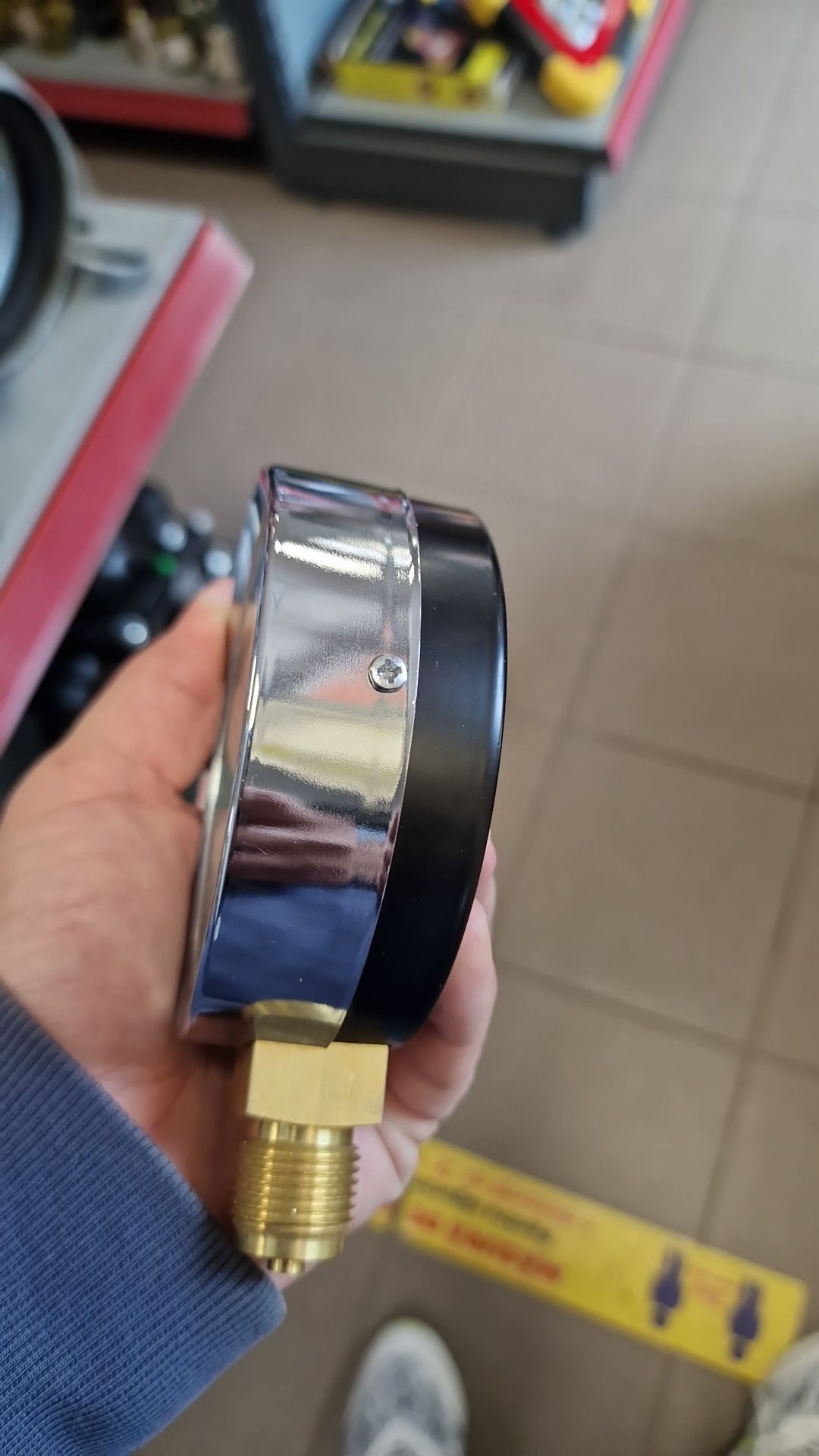 Manometru presiune vidanja 100 mm full metalic preț 195 lei tva inclus