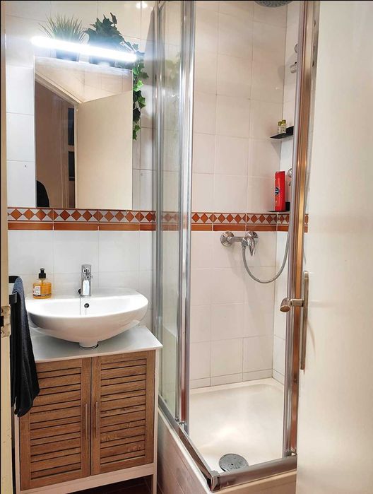 Шкаф за мивка с красив дизайн