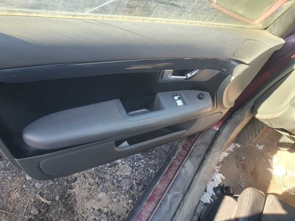 Audi A4 2.0 кожа рекаро за части