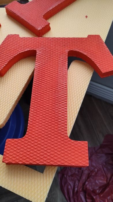 Litere volumetrice polistiren