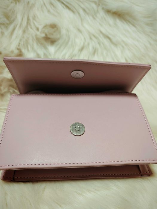 Geanta noua Reserved