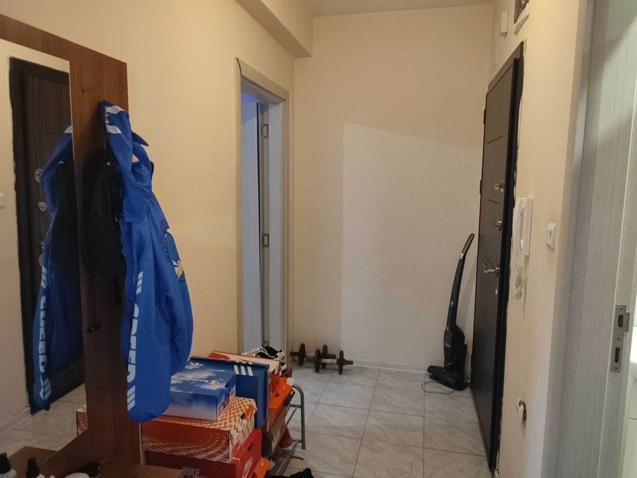 Продава се Двустаен апартамент в Търговище, Център - 45 кв.м за 1473 €/кв.м - Снимка #6