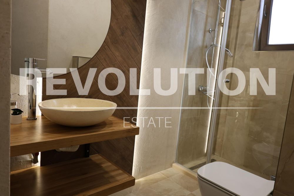 Дава се под наем Двустаен апартамент в Варна, Бриз - 90 кв.м за 700 € - Снимка #7