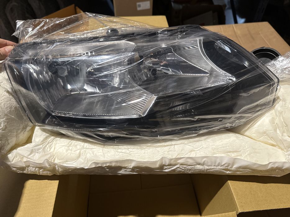 Far Dreapta Skoda Rapid 2012-prezent TYC