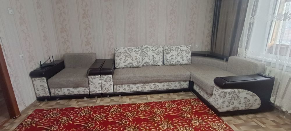 Угловой диван с креслом