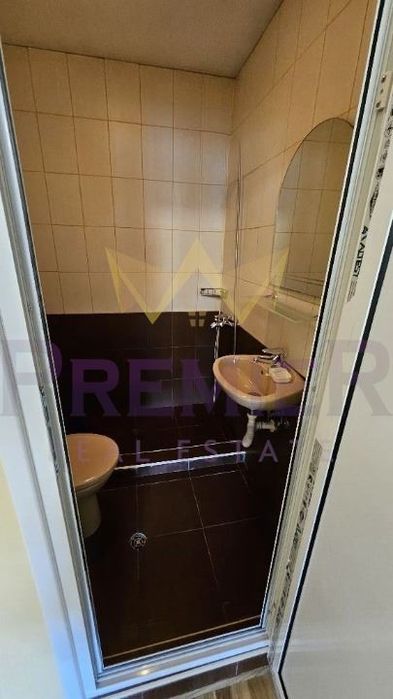 Дава се под наем Четиристаен апартамент в Варна, Лятно кино Тракия - 100 кв.м за 612 € - Снимка #7