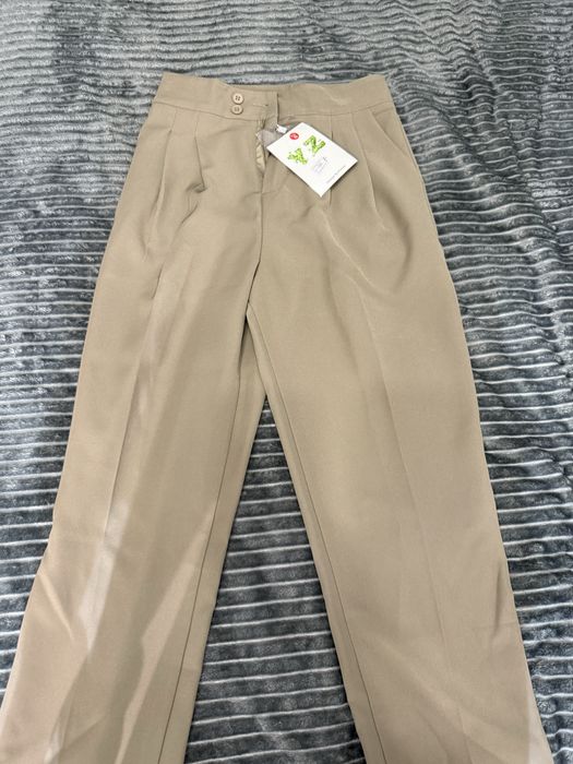 Новые. Размер хс/с. Не подошел размер.