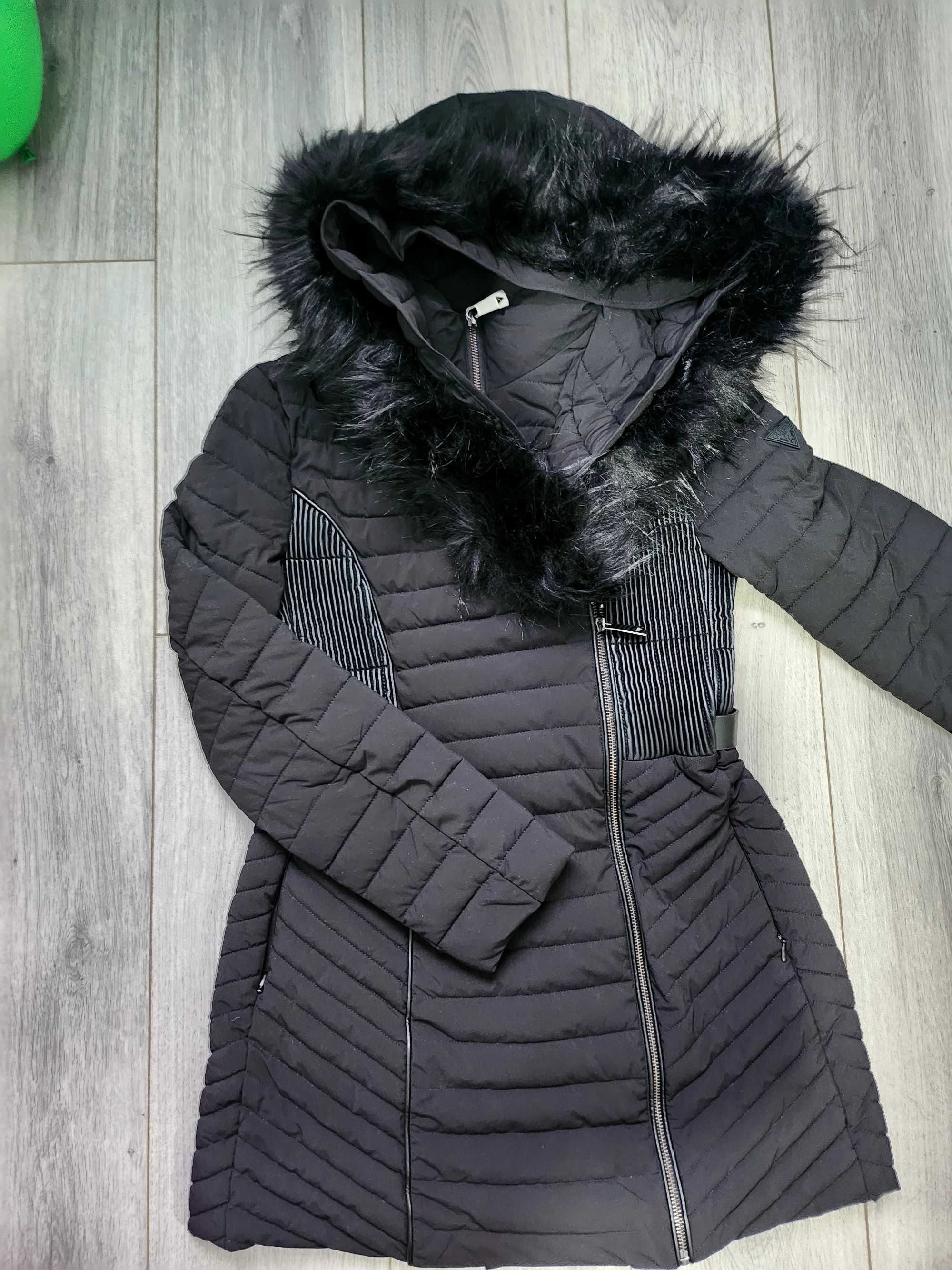 Зимно Яке Guess размер М