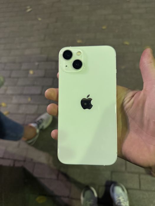 Продам Айфон 13 НОВЫЙ