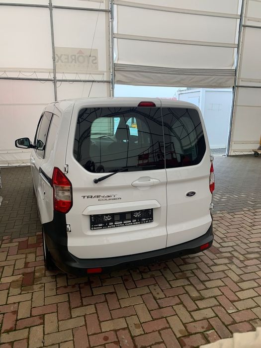 Ford Transit Courier
