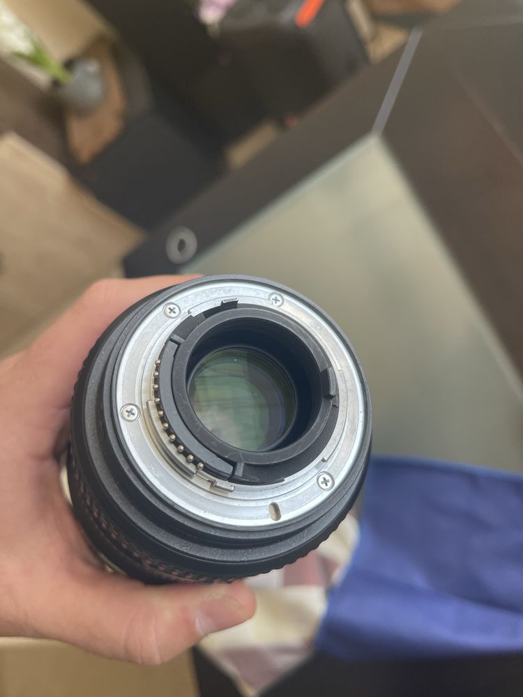 Nikon 17-55mm f/2.8 G DX