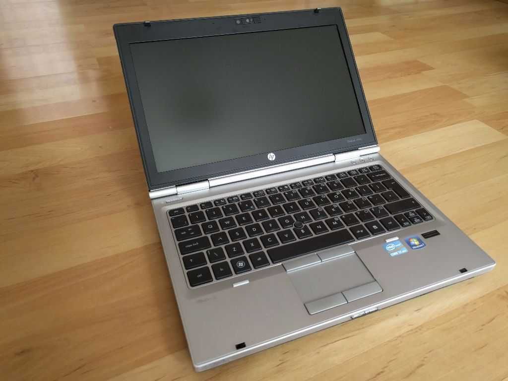 HP Elitebook 2560p - i7 / 6Gb Ram / 1 TB SSD