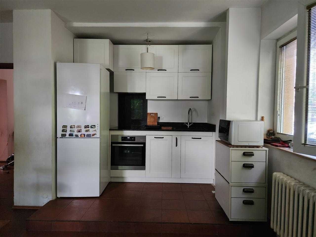 Дава се под наем Тристаен апартамент в София, Зона Б-5 - 95 кв.м за 765 € - Снимка #1