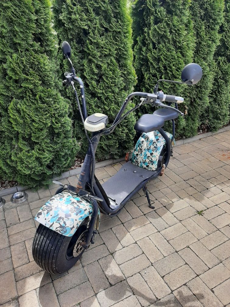 Vând scooter electric