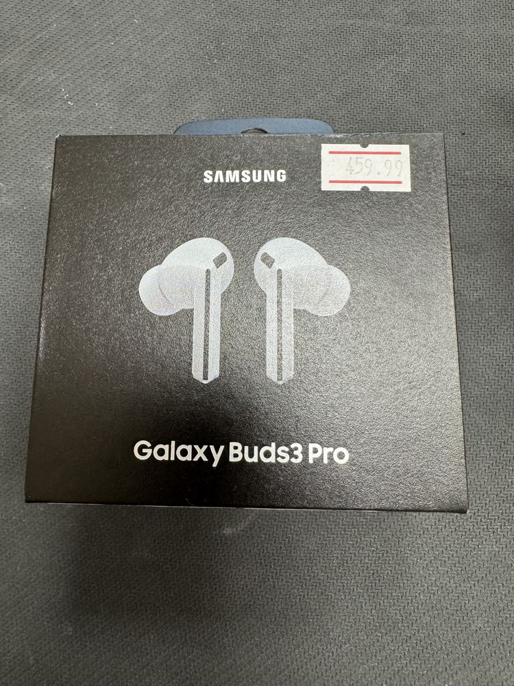 Оригинални слушалки Samsung Galaxy Buds 3 Pro - чисто нови
