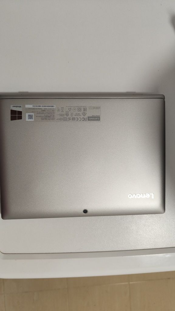 Laptop Lenovo MiiX 320-10ICR stare foarte buna