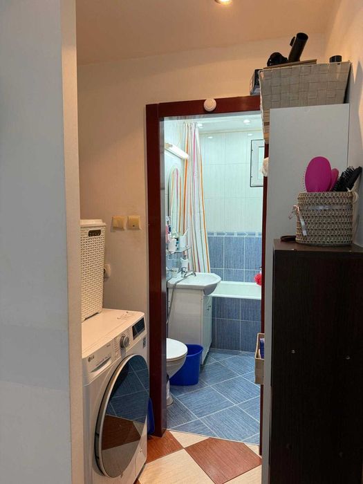 Apartament cu 2 camere de vânzare în zona Mărăței