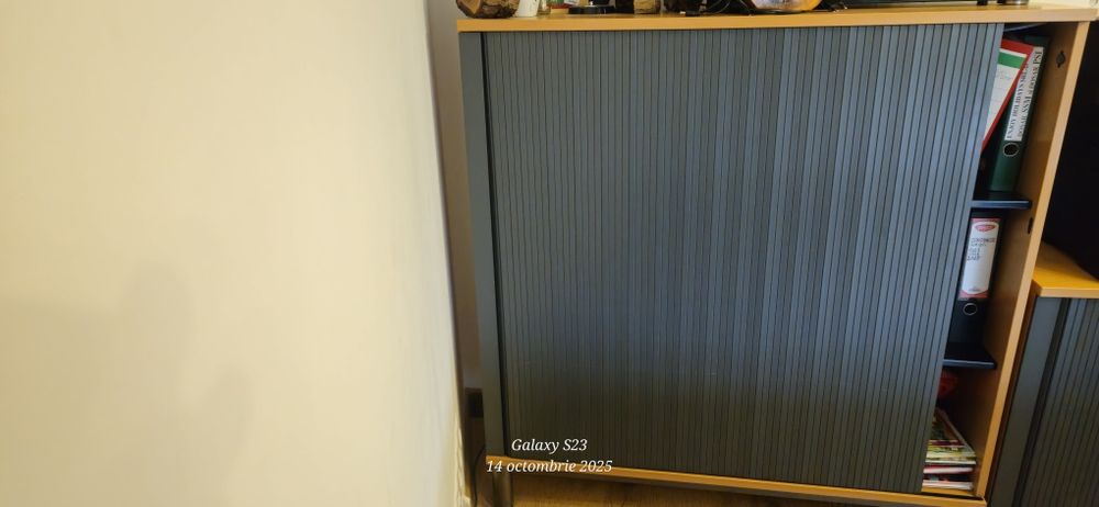 Mobila de birou compus din birou,roll box si 2 bulapuri