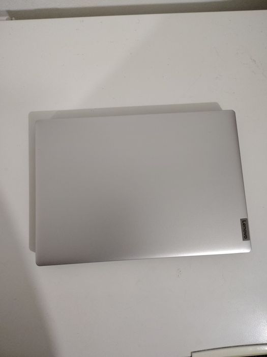 Laptop Lenovo idealPad Slim 1-11AST-05